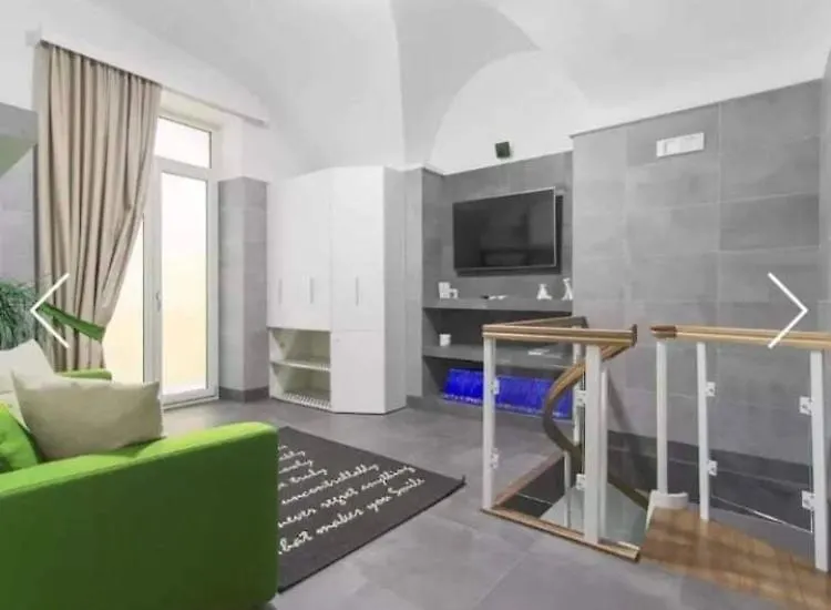 Apartment Mezzocannone Home - Casa Vacanze Centro Storico Napoli